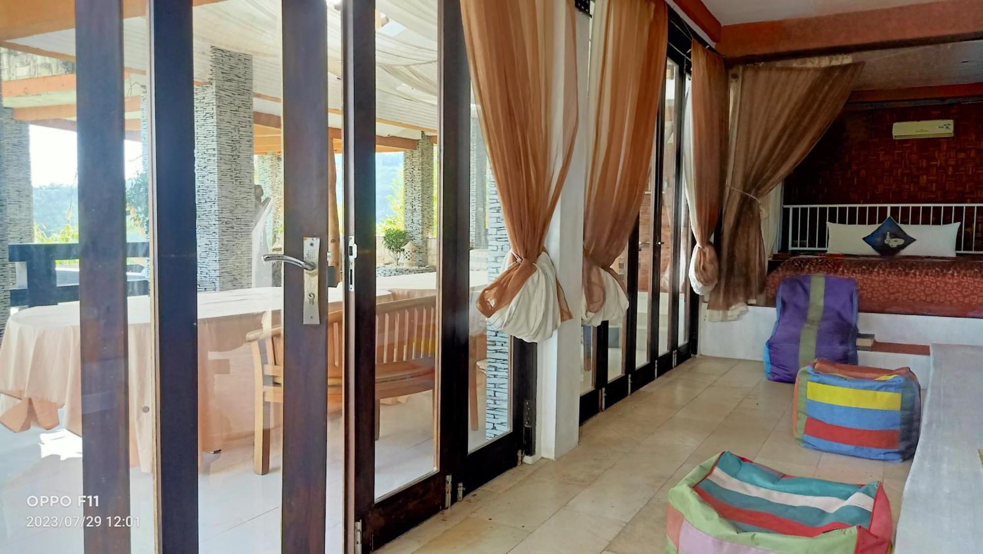 Rara Villas Lombok Senggigi Rum bild